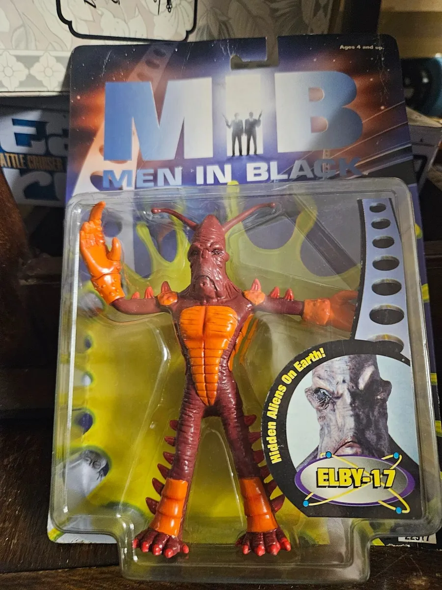 Men in Black Figure - Image 3