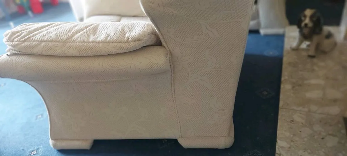 Lounge Chair - Image 3
