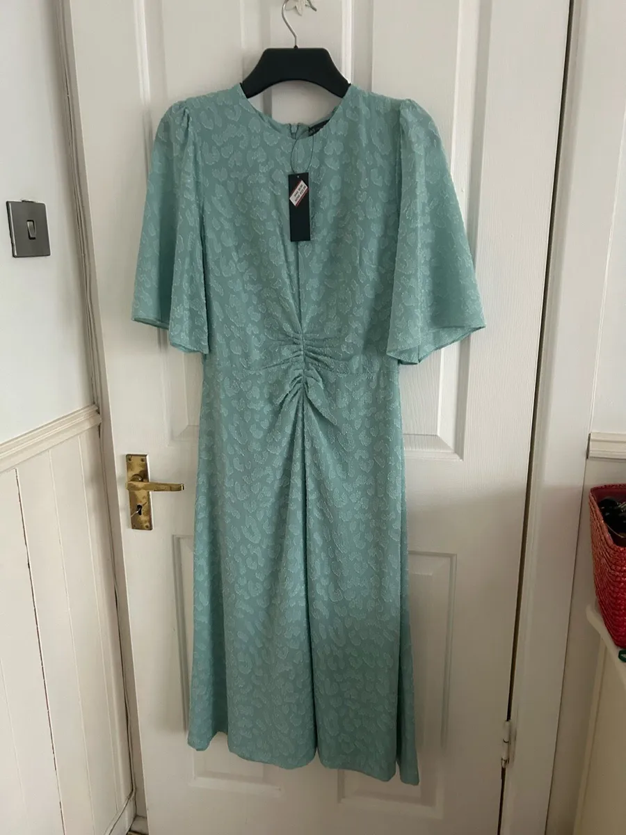 Ladies dresses - Image 3