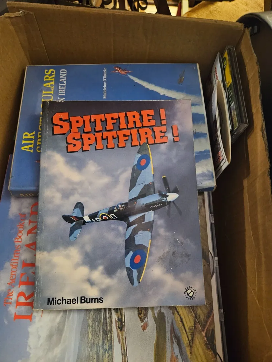 Book Spitfire