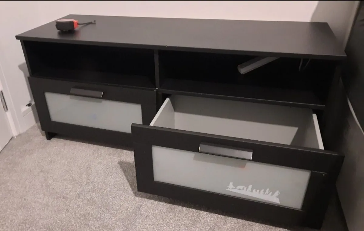 Tv bench - Image 1