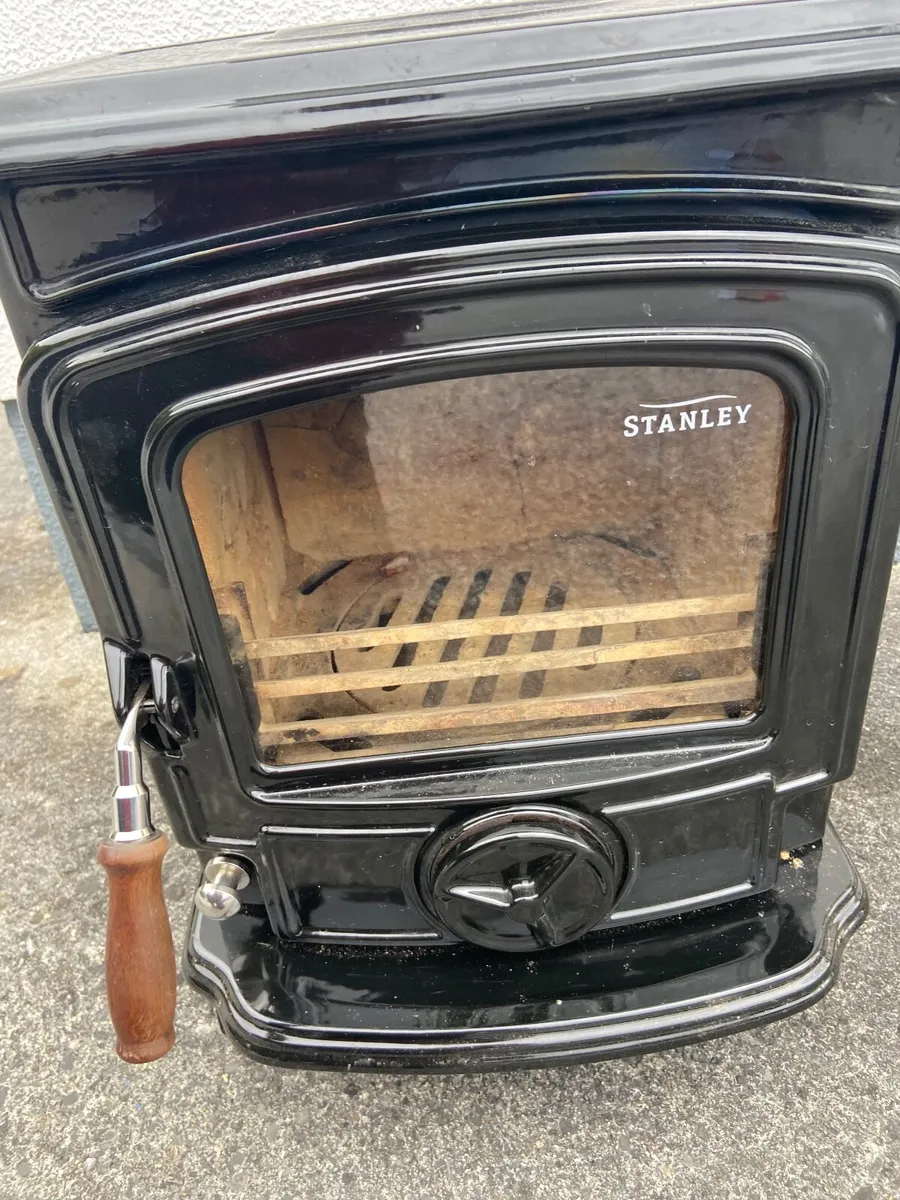 Black Enamel Stove - Image 2