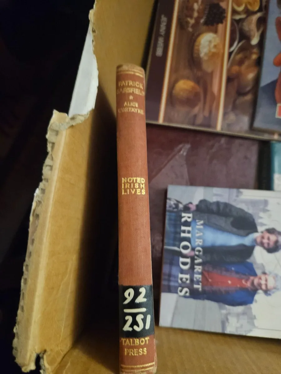 Book Noted Irish Lives - Image 1