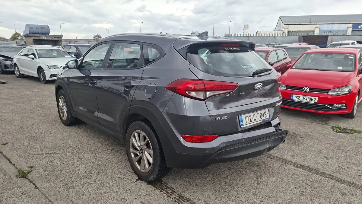 17 Tucson - Image 4