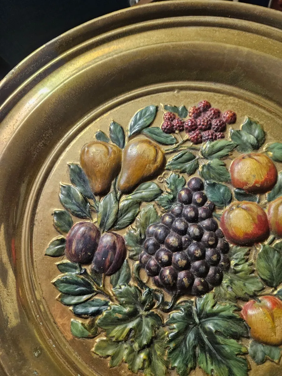 Vintage Brass Wall Fruit Plaque - Image 2