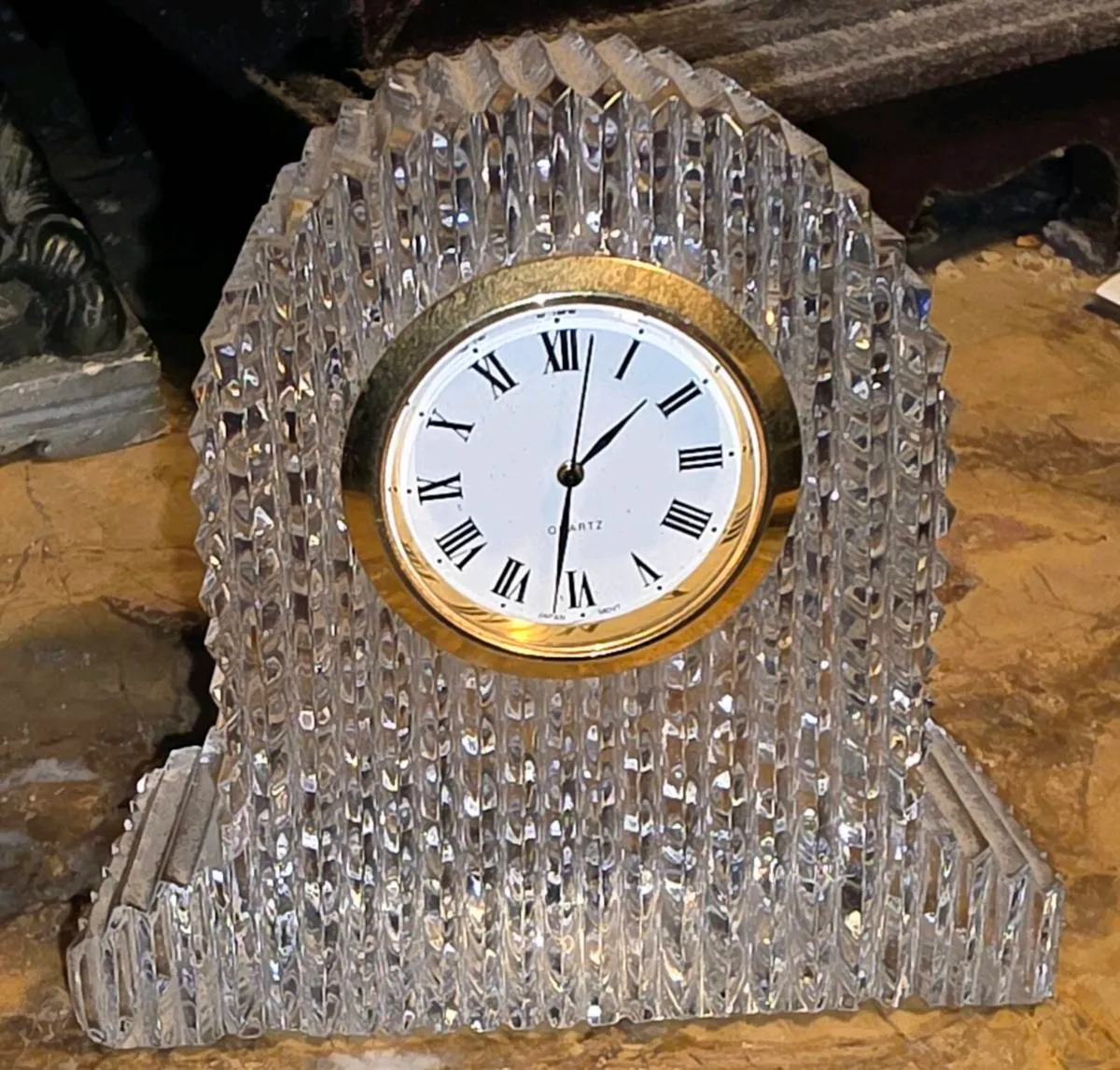 VINTAGE IRISH CRYSTAL 5"Tall & 7"Wide Mantle Clock - Image 1