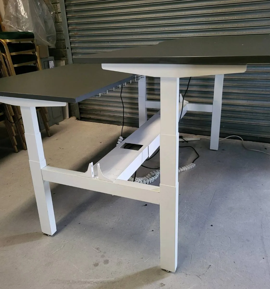 XL Dual Sit Stand Electric Desks.Mint Condition - Image 2
