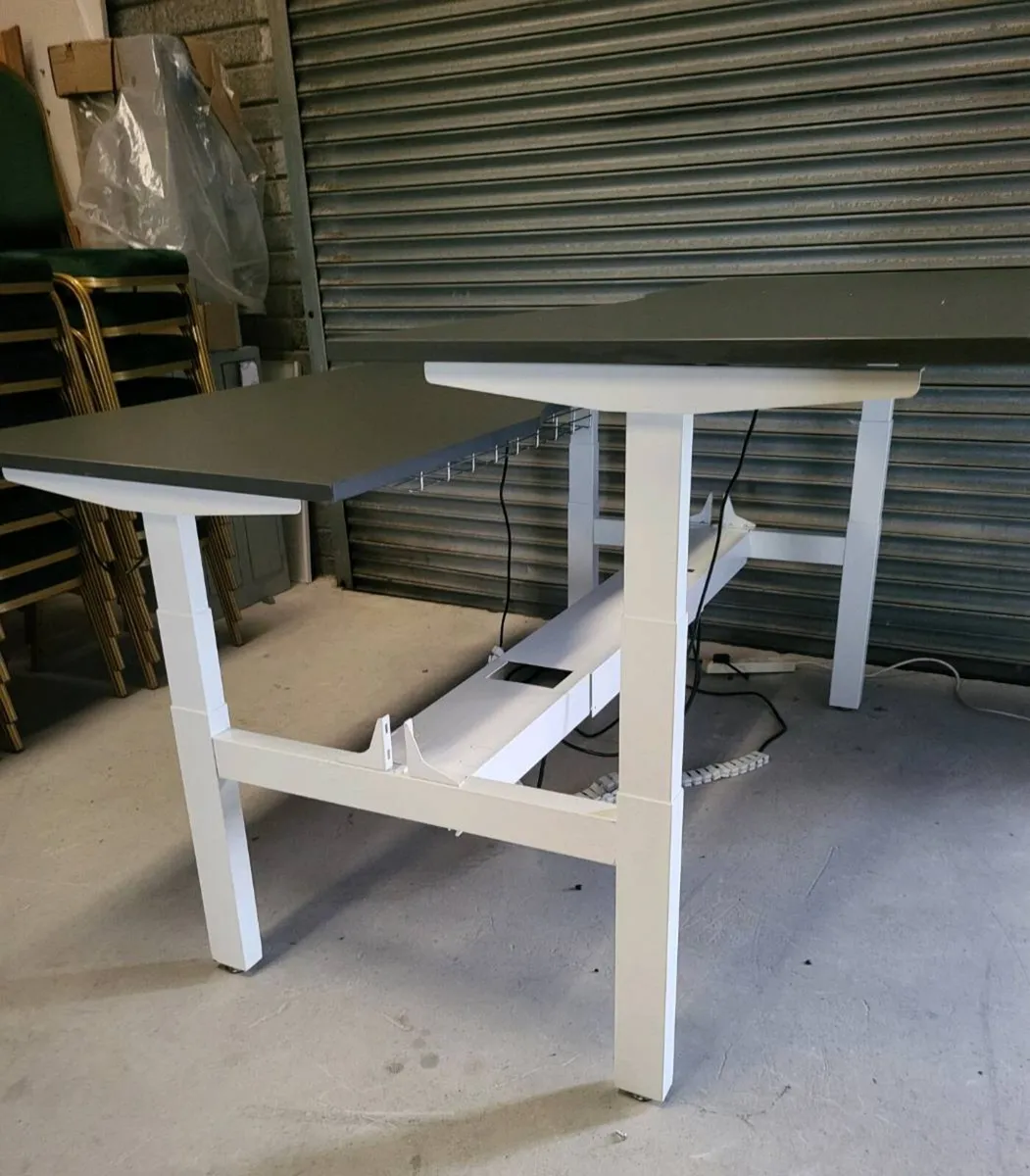 XL Dual Sit Stand Electric Desks.Mint Condition - Image 4