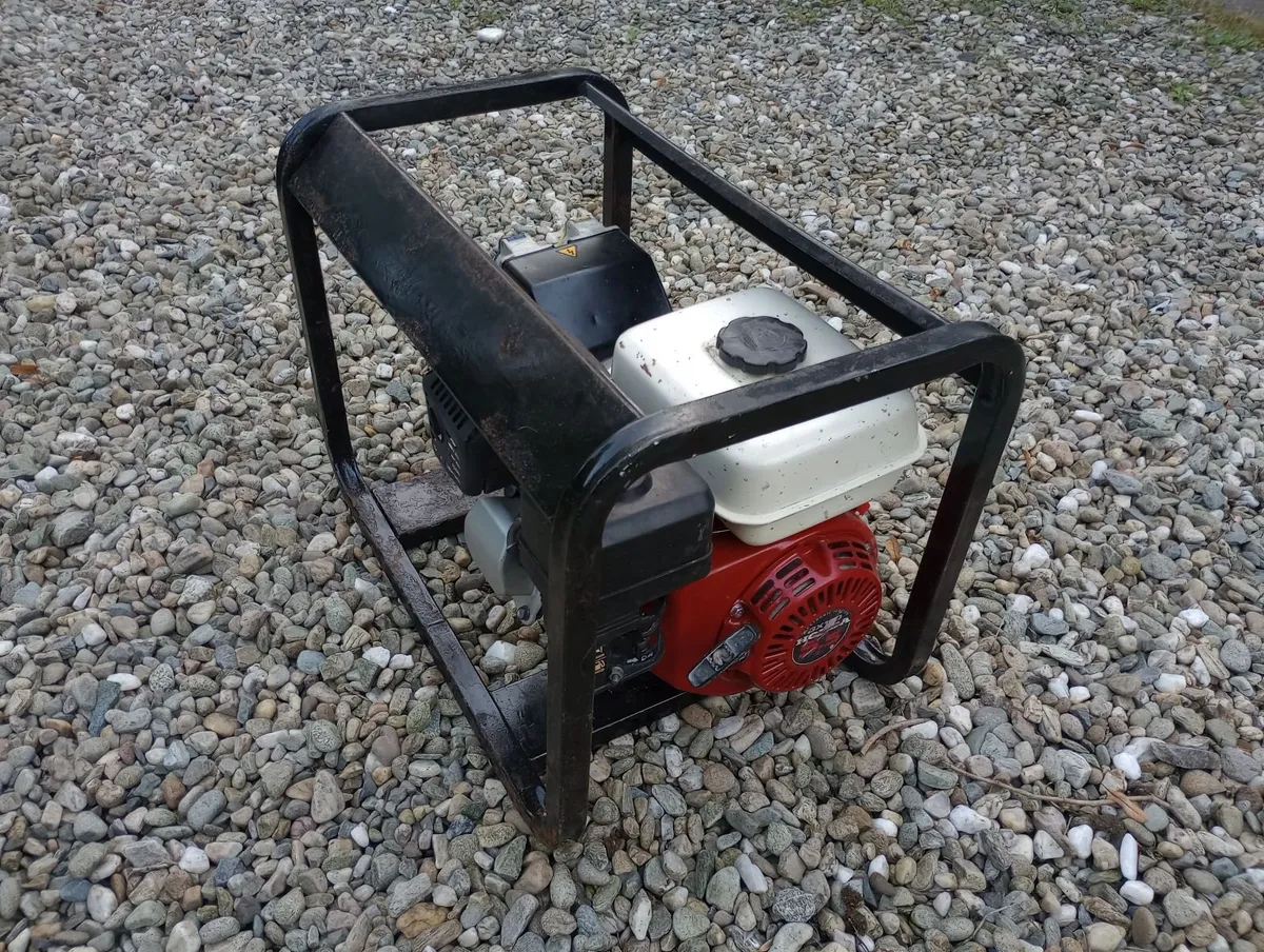 2kW Honda Generator - Image 3