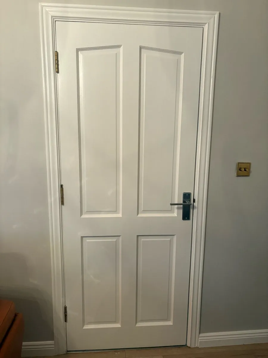 White Four panel internal doors - Image 1