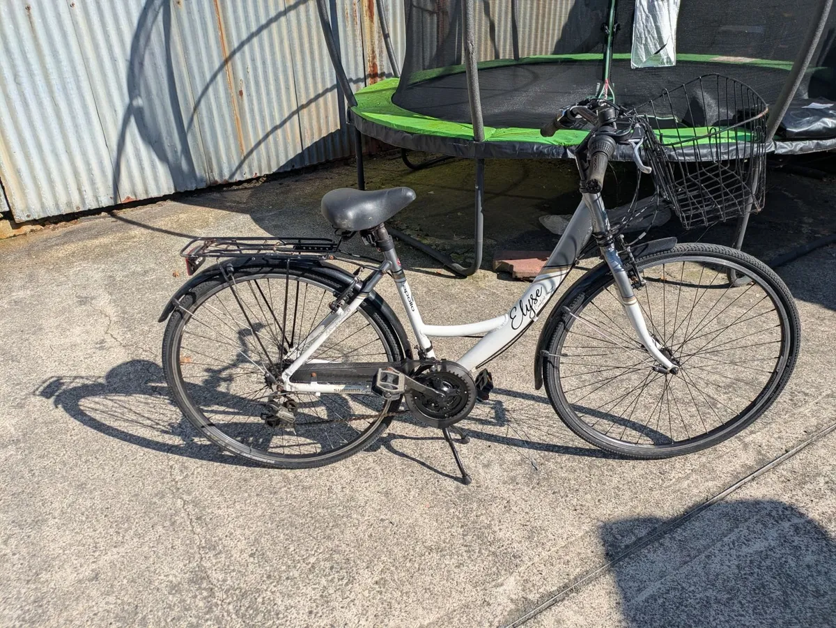 Womens Hybrid Bicycle - Image 4
