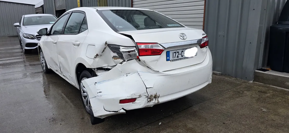 172 TOYOTA COROLLA DIESEL - Image 2