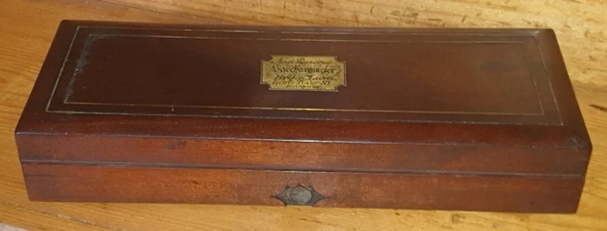Antique Mahogany Box - 19th Century - Image 1