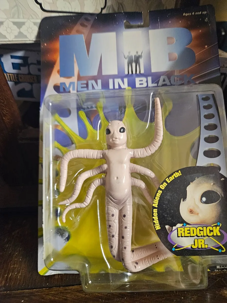 Men in Black Figure - Image 2
