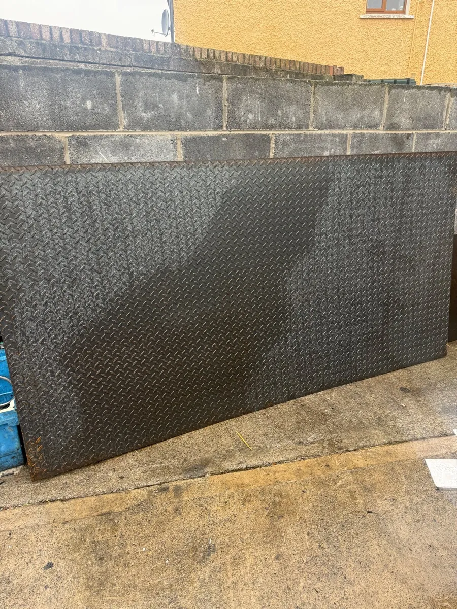Steel Chequer plate sheet - Image 1