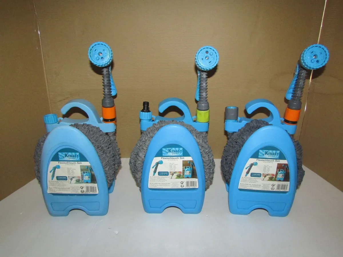 Flexible hose including wall holder - Image 1