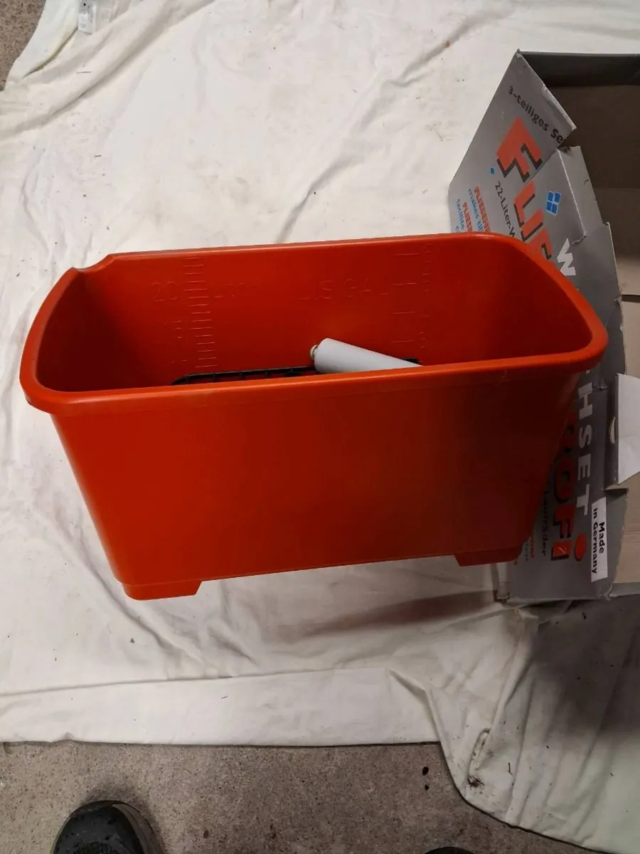 Tile wash bucket - Image 1