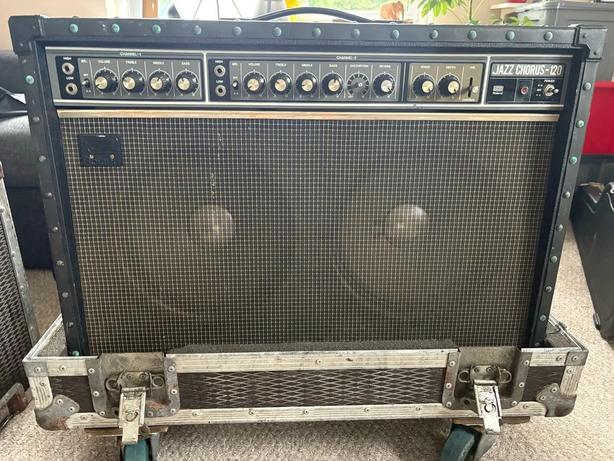 Vintage 1979 Roland JC-120 Jazz Chorus Combo Amp - Image 2