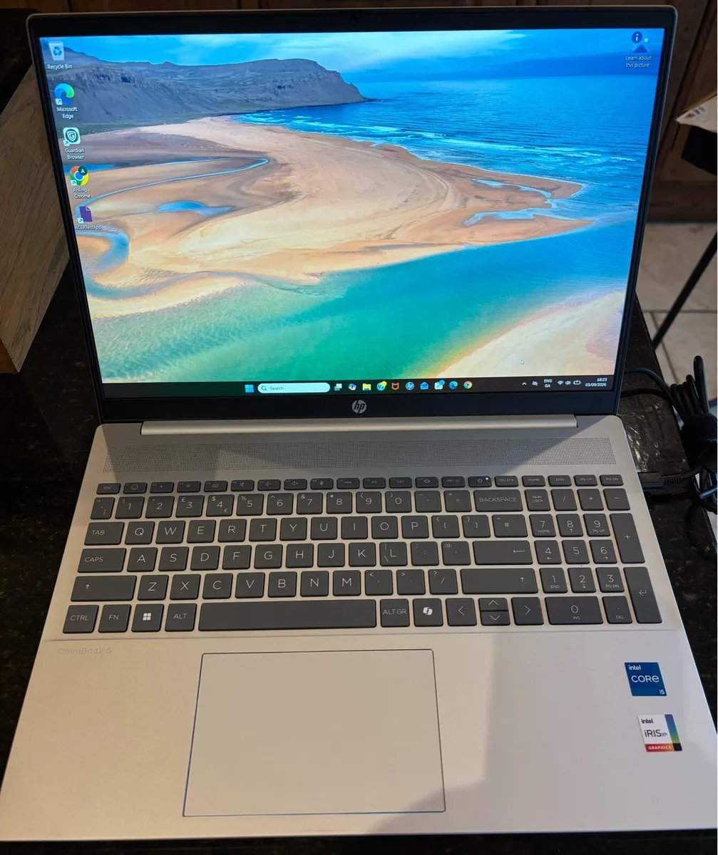HP OmniBook Laptop - Image 1