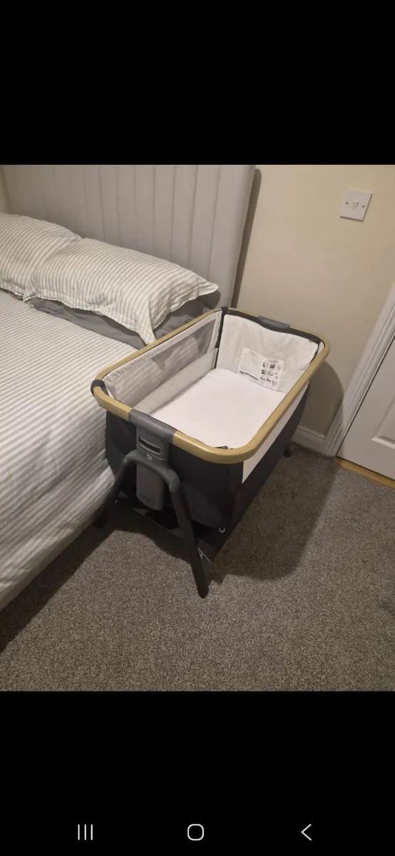 Tutti Bambini CoZee Crib, Oak/Charcoal - Image 3