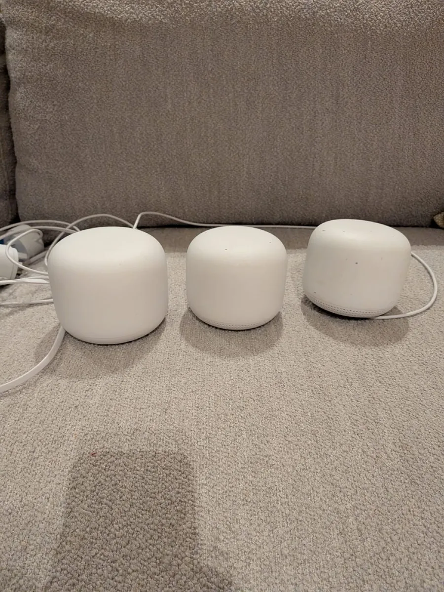 Google Nest Wifi Mesh System (1 Router + 2 Points) - Image 1