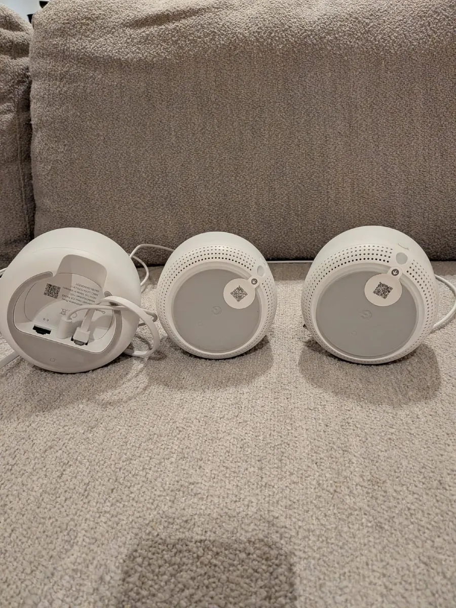 Google Nest Wifi Mesh System (1 Router + 2 Points) - Image 2