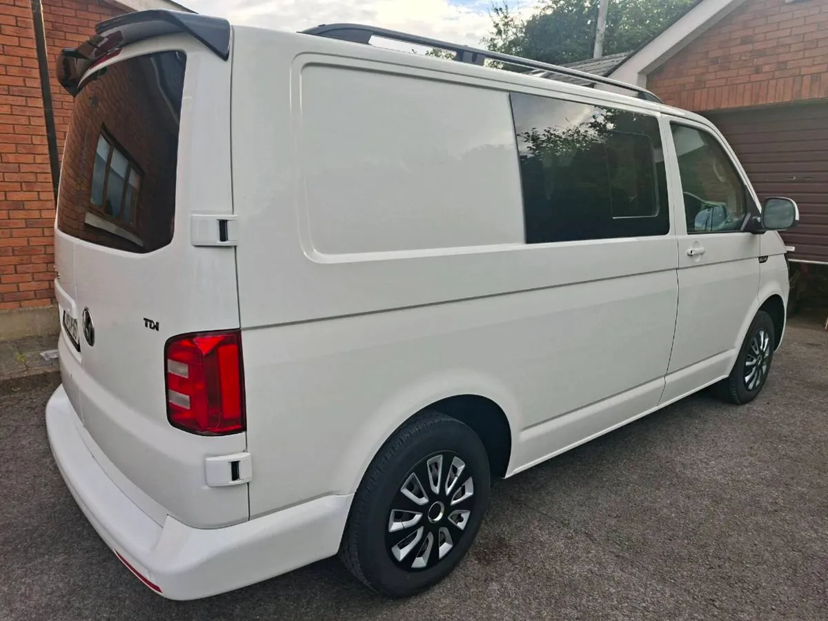 2018 VW Transporter Camper T6 - Image 2