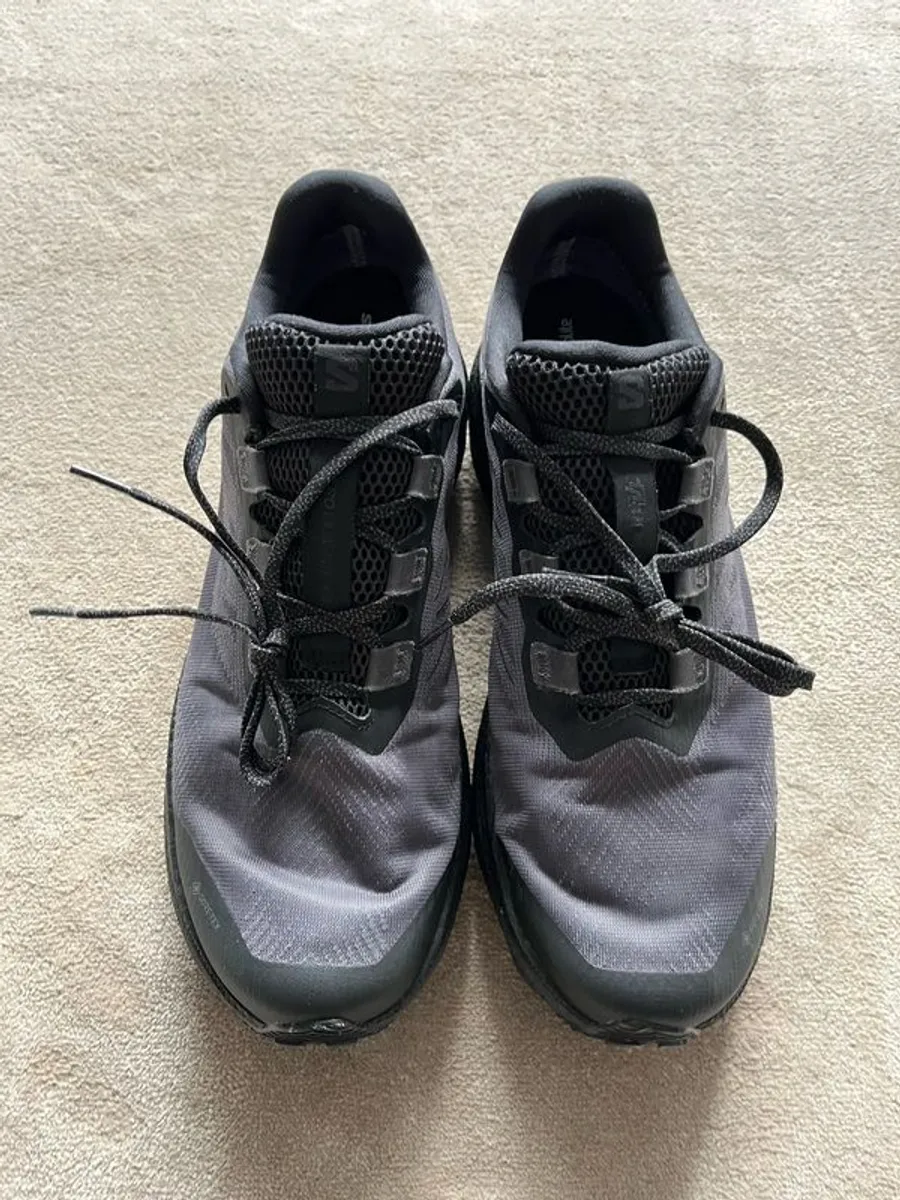 Salomon Gravel Gore-Tex Men's Trail Running Shoes. - Image 1