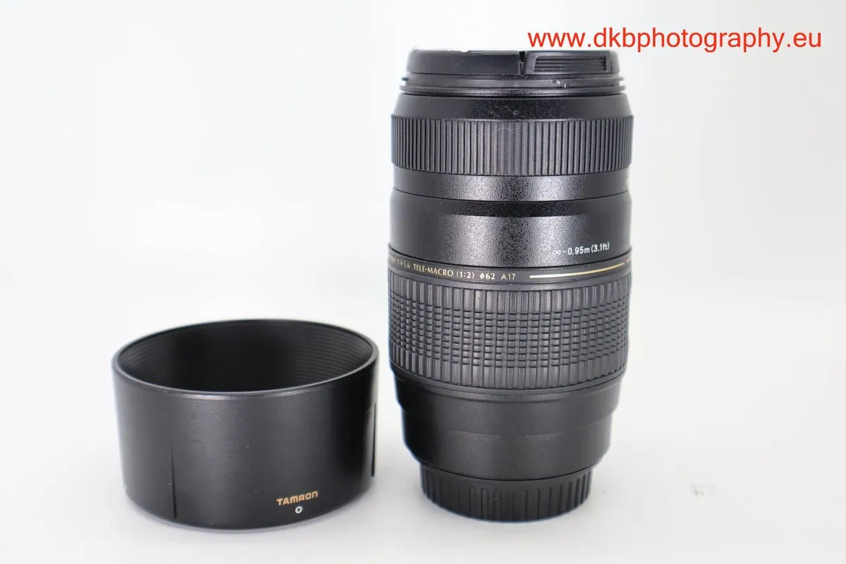 TAMRON AF 70-300mm F4-5.6 Di MACRO LENS Canon #616 - Image 1