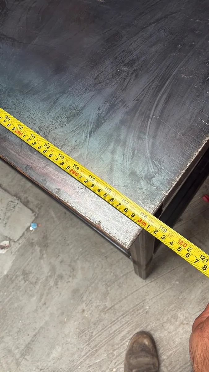 Steel work table - Image 1