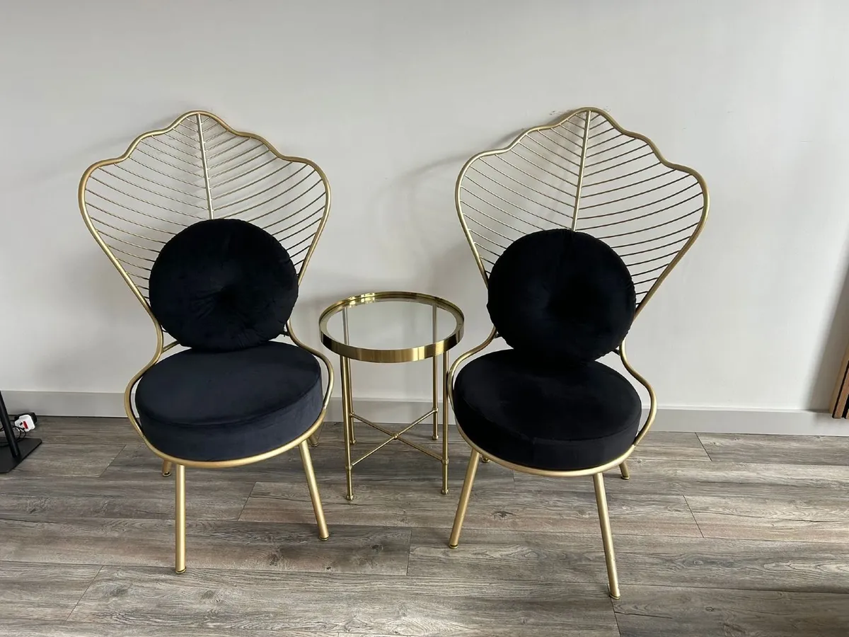 Salon Reception Chairs x 2 - Image 1