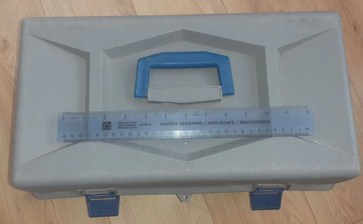 Fishing tackle box large - Image 1