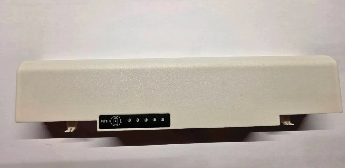 Samsung AA-PB9NC5B Laptop Battery 11.1V 5200mAh - Image 2