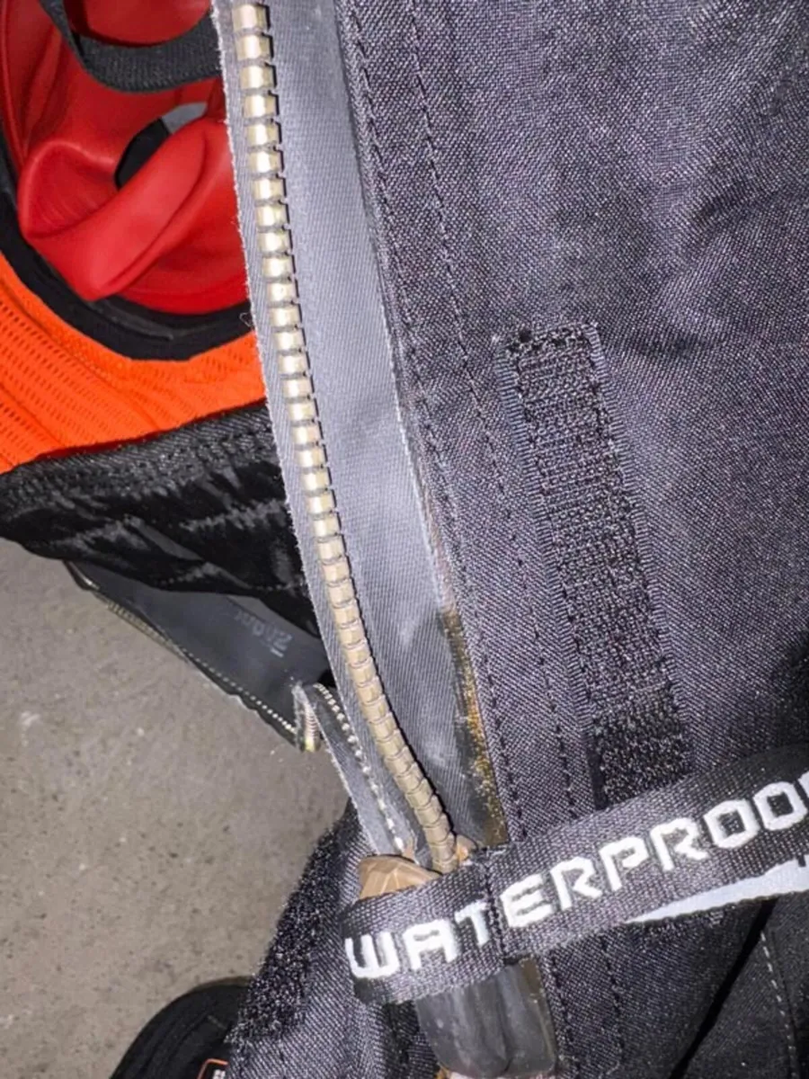 Waterproof d1 hybrid dry suit *brand new - Image 4