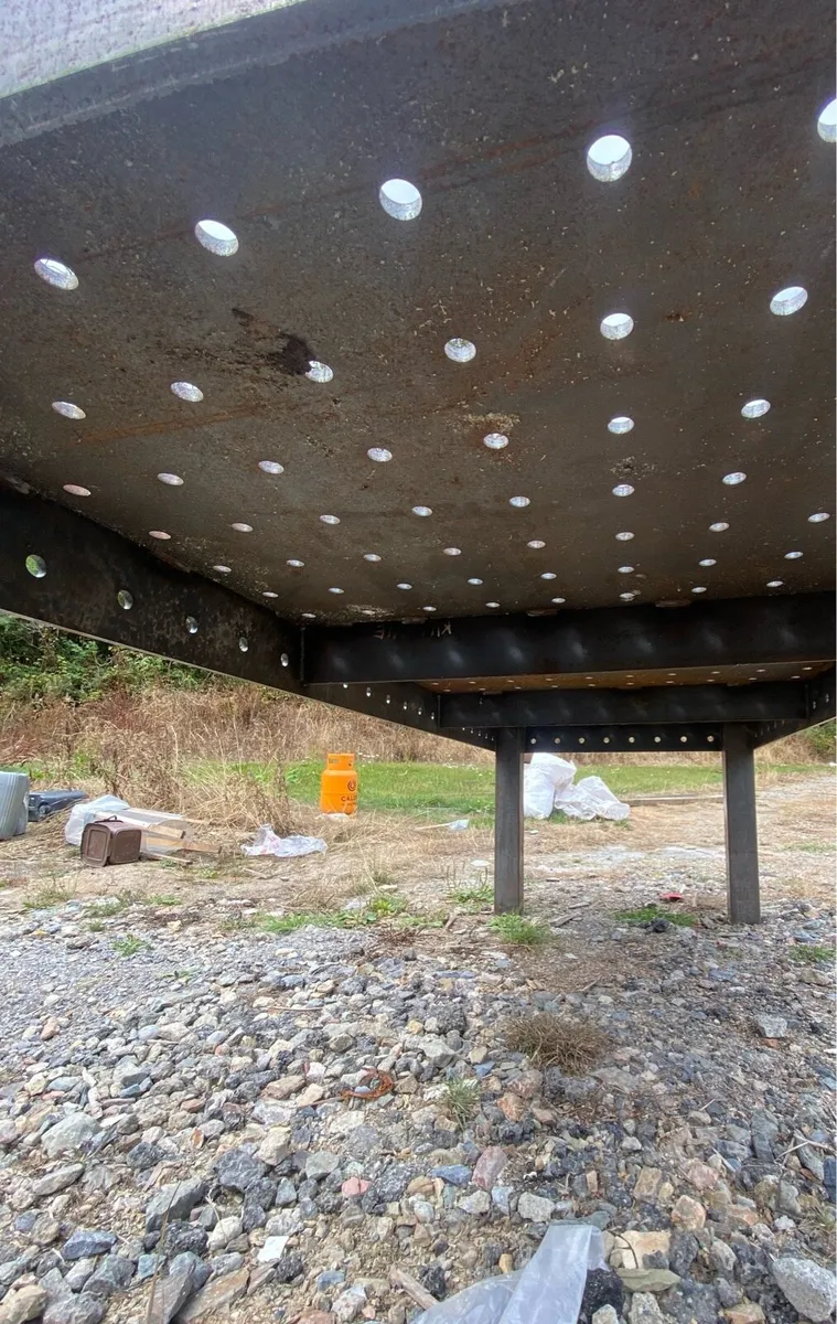 Steel work table - Image 2
