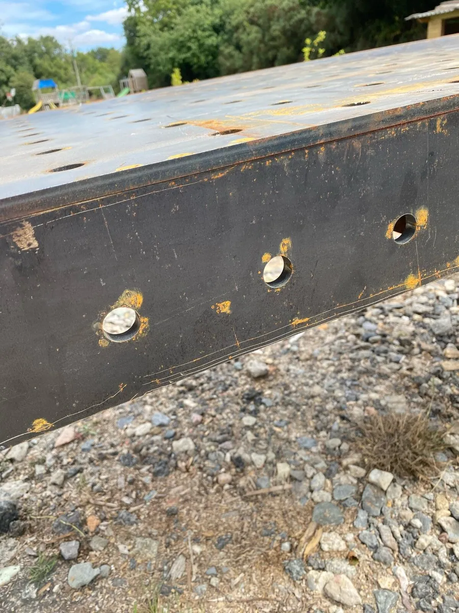 Steel work table - Image 3