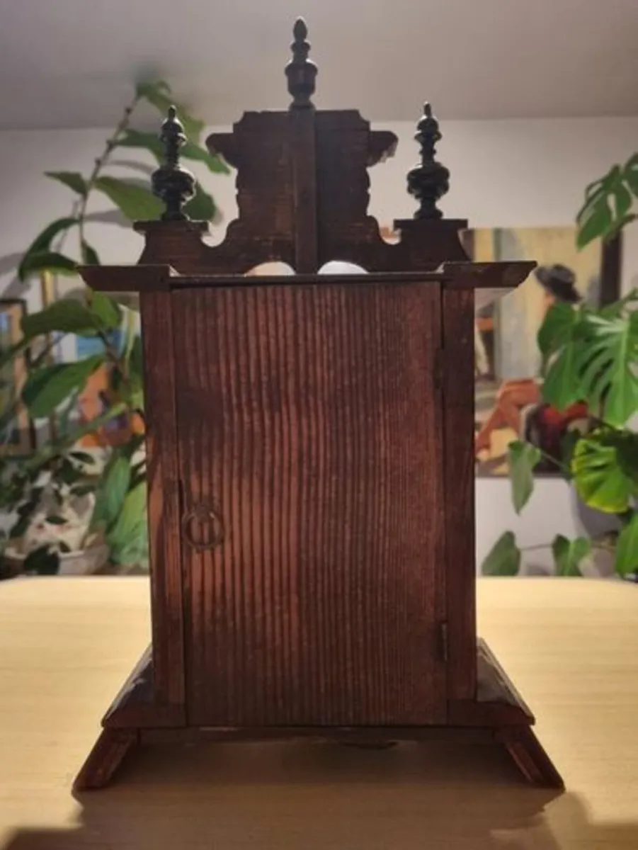 German antique, eclectic chapel-type mantel clock - Image 4