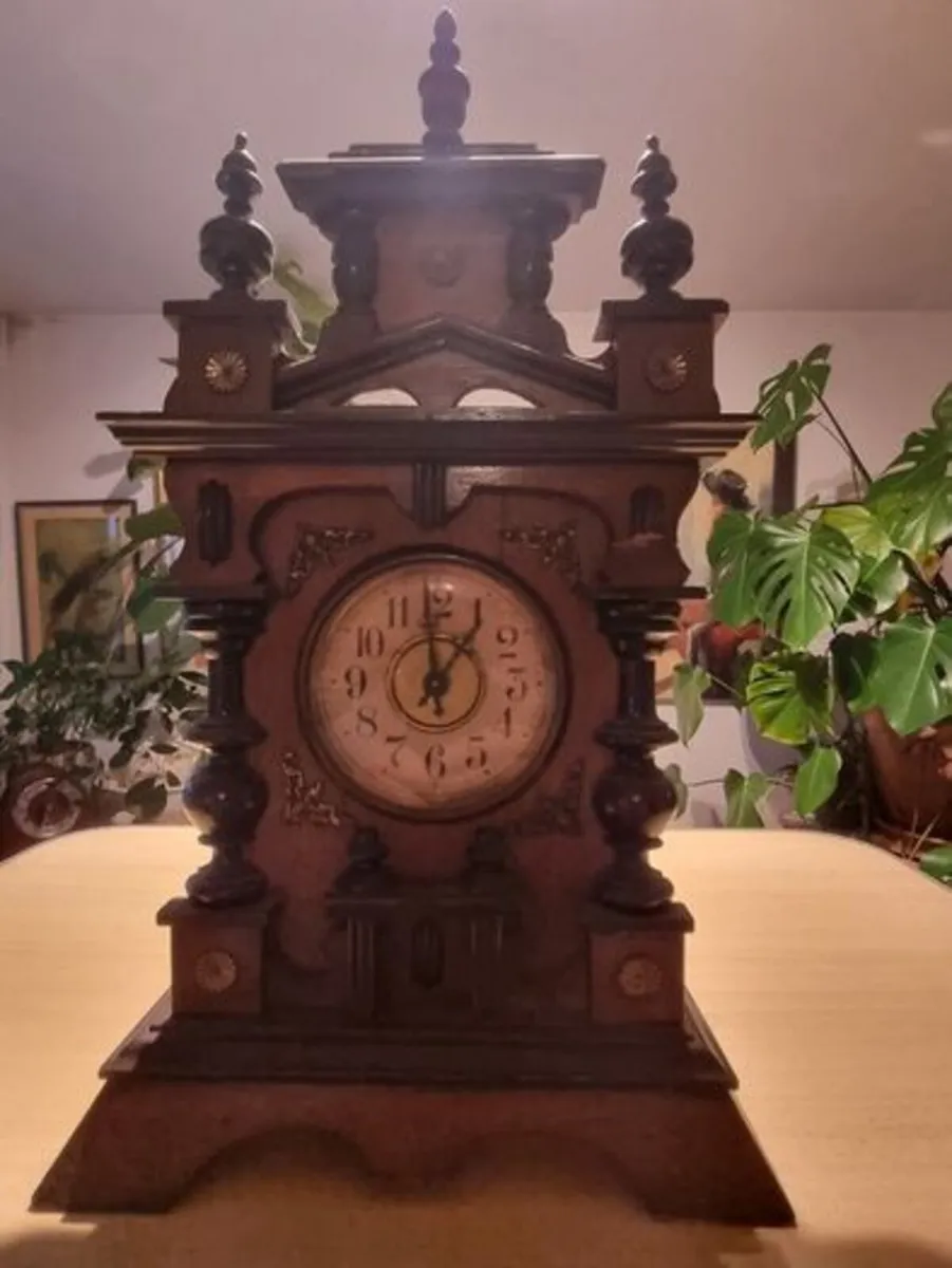 German antique, eclectic chapel-type mantel clock - Image 1