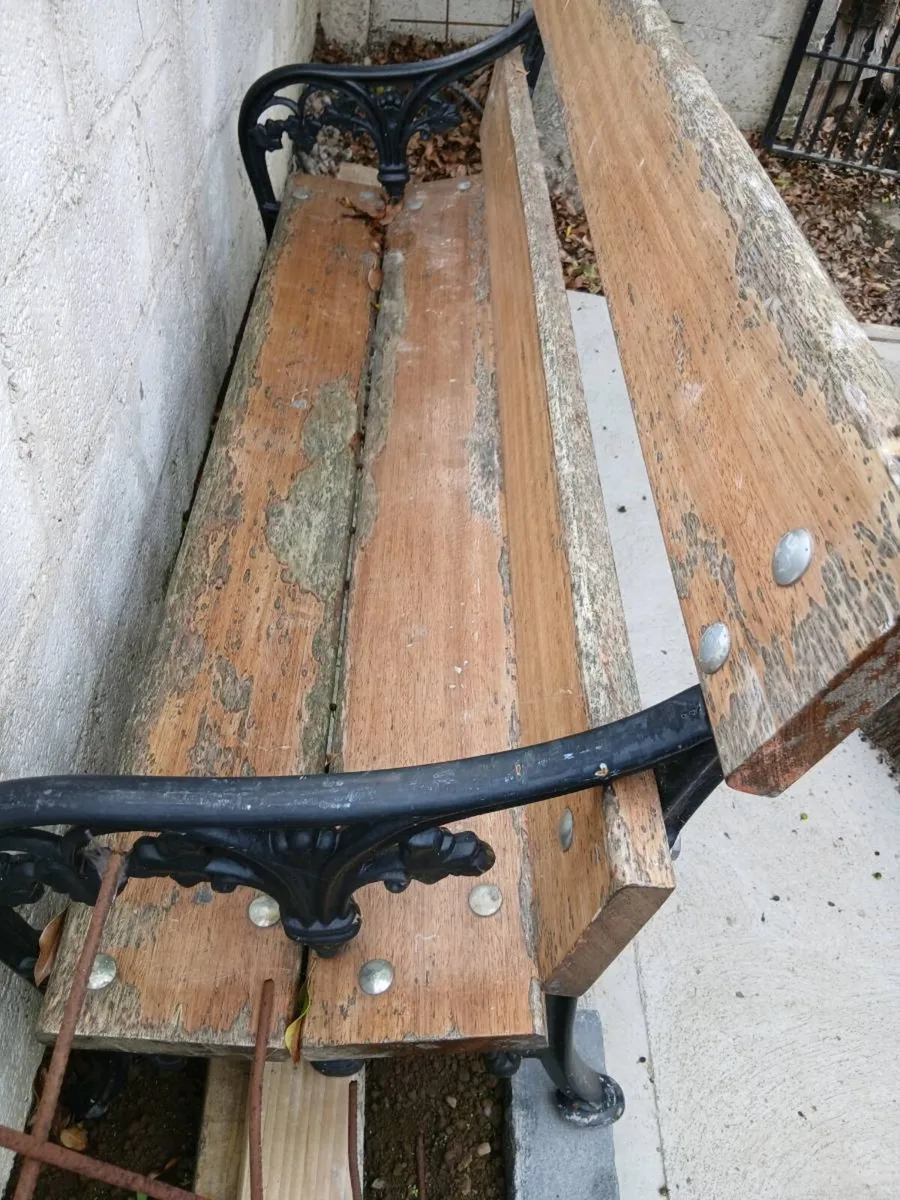 Cast iron garden seat - Image 2