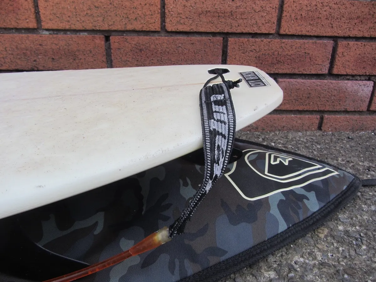 Surfboard - Image 4