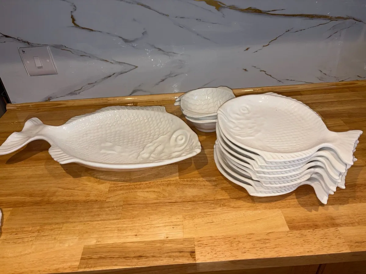11 piece kitchen ware . fish plates set €35 - Image 3