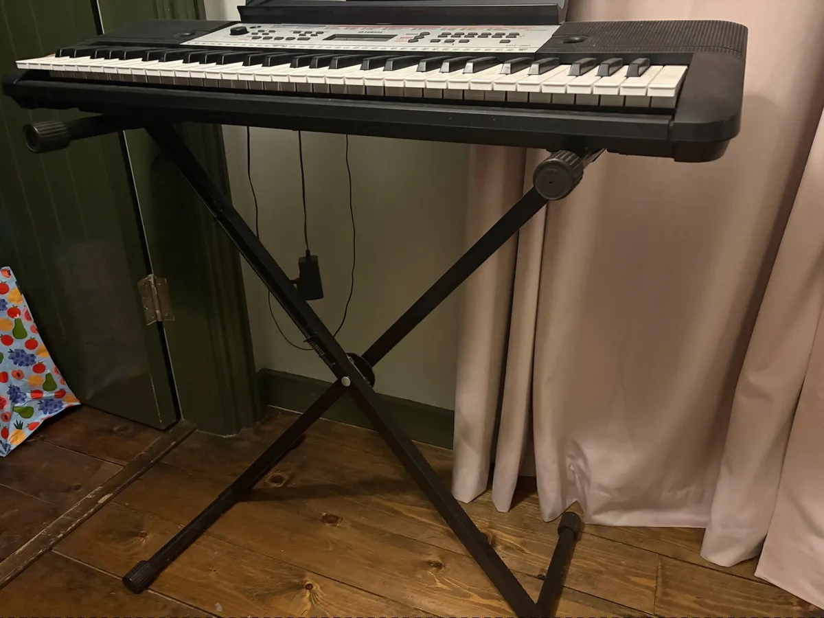 Yamaha keyboard - Image 3