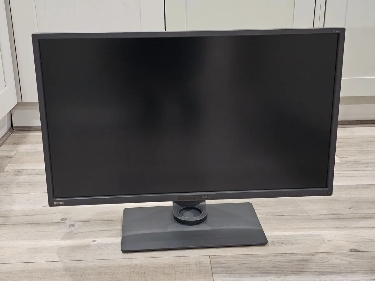 BenQ PD3200U 32" 4K UHD Designer Monitor - Image 2