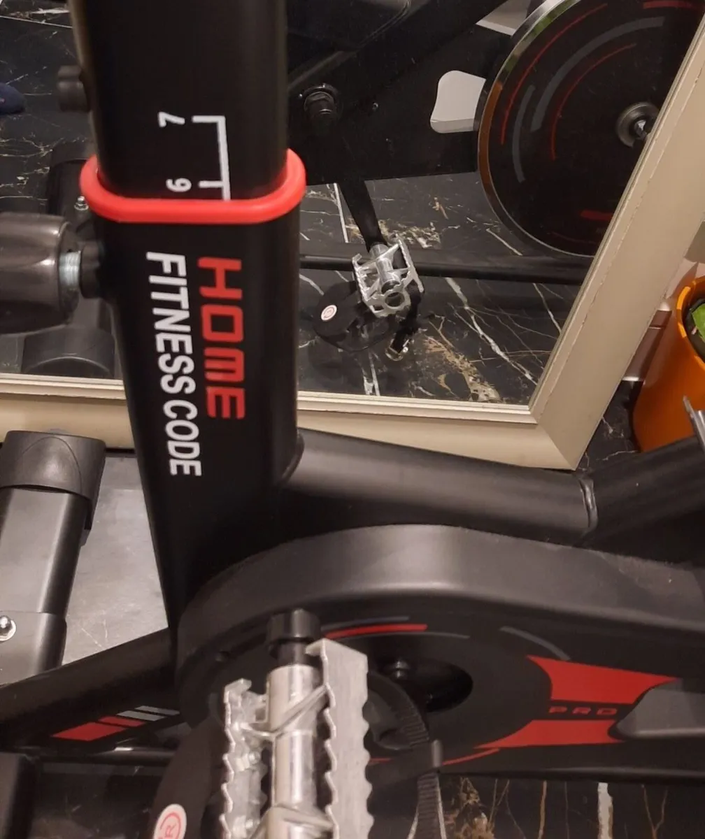 Exercise bike - Image 2