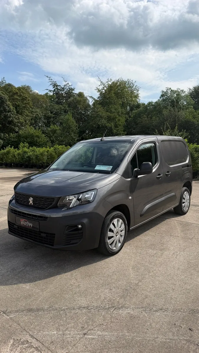 Grey Peugeot Partner 2021 (211) Low Miles - Image 1