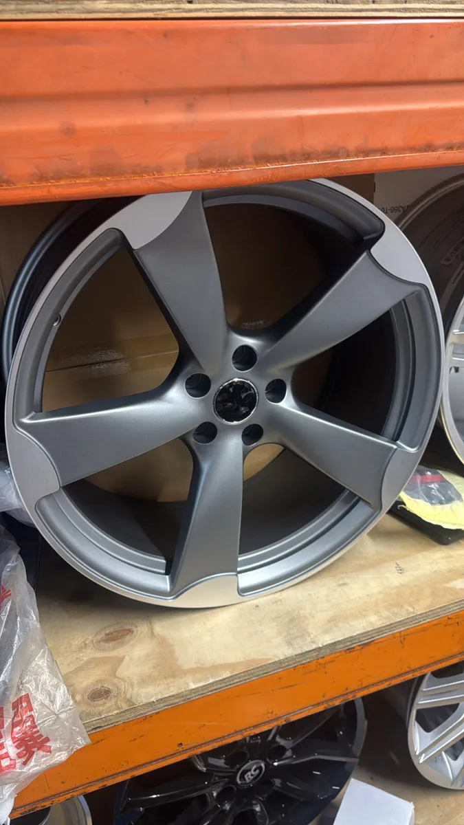 20” Ttrs 5x112 alloy and tyres - Image 1