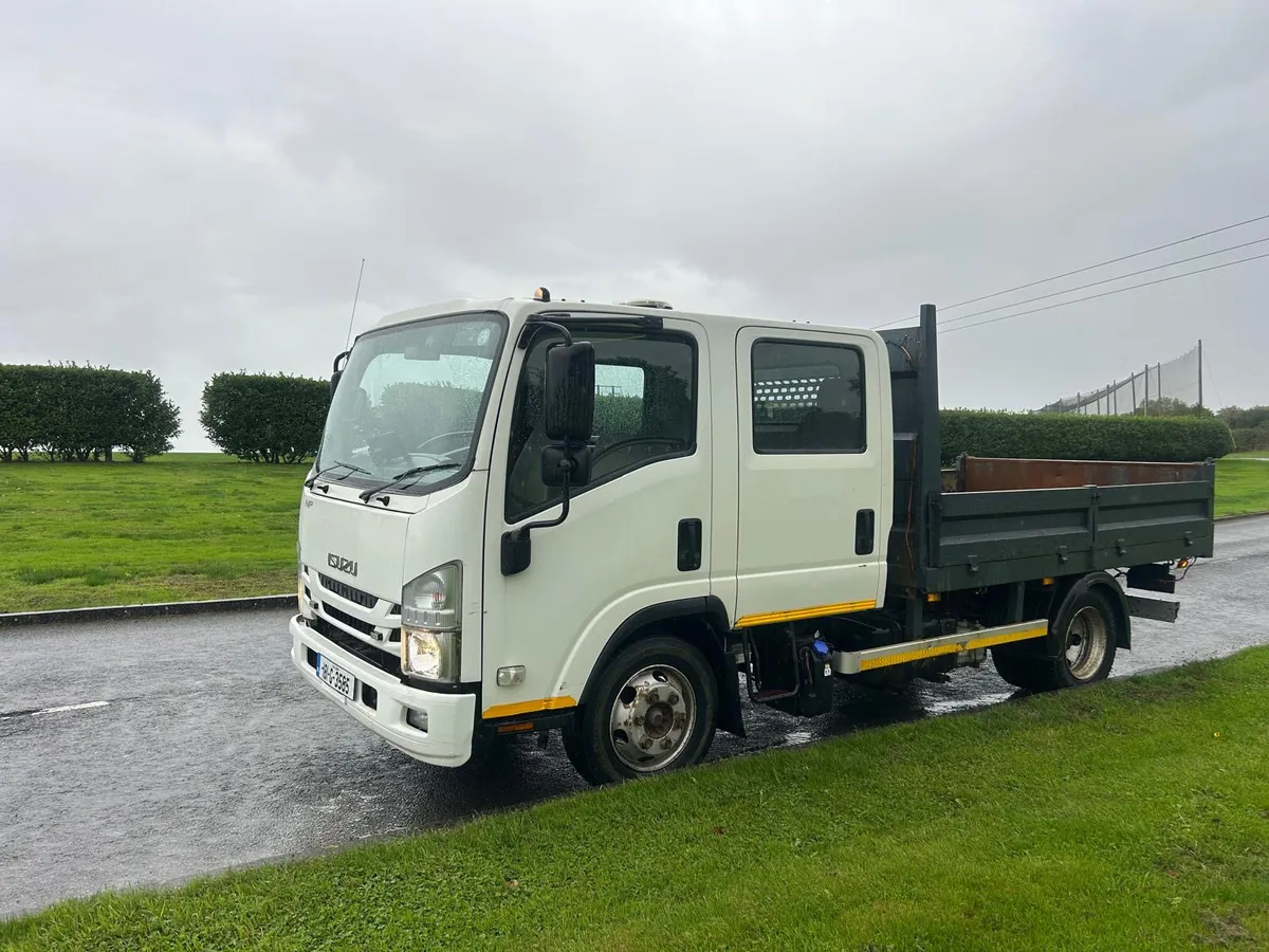 Isuzu NPR 2018 Crew Cab Tipper Cvrt 7/27 - Image 4