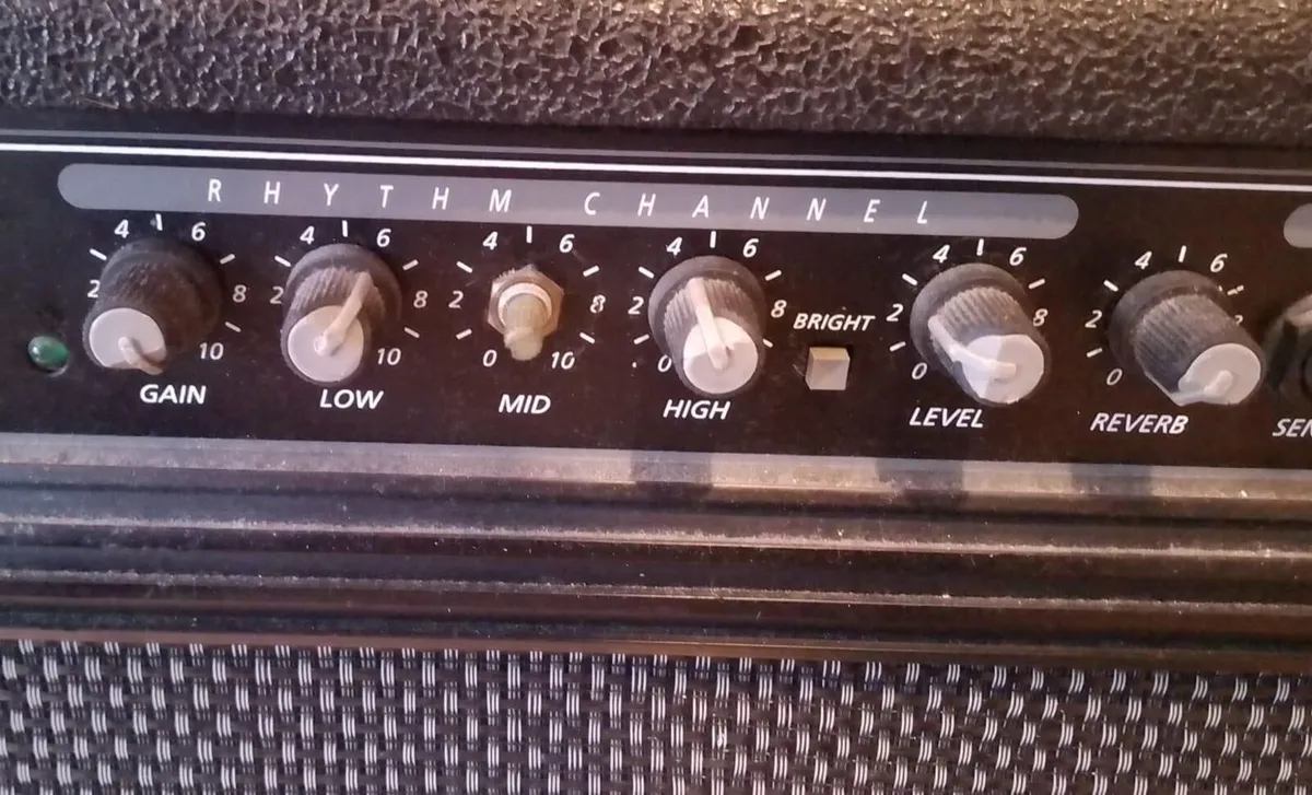 Electric guitar Amp (Crate) 120 Watt - Image 2