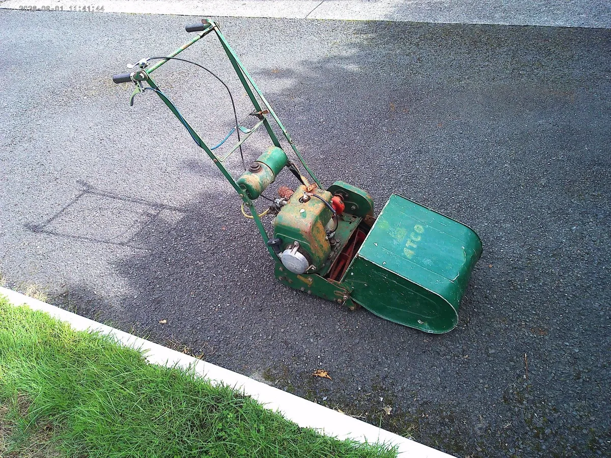 Lawnmower (for repair) - Image 4