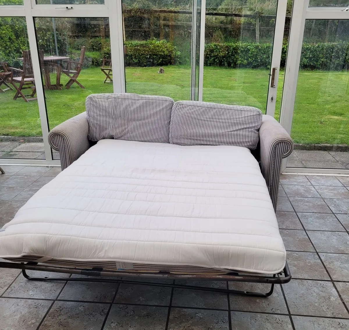 Sofa bed - Image 4